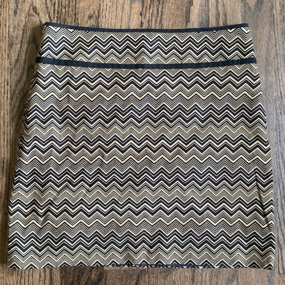 LOFT Zig Zag Mini Skirt • size 2